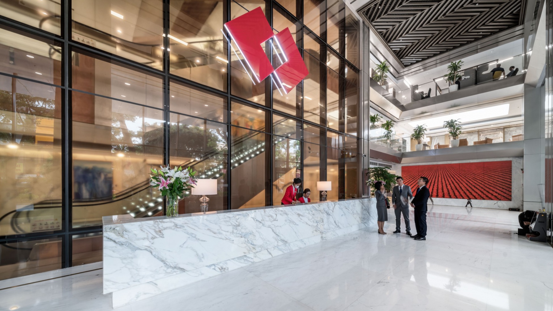 Trung bình nhân viên ngân hàng Techcombank có thu nhập 45 triệu đồng/tháng