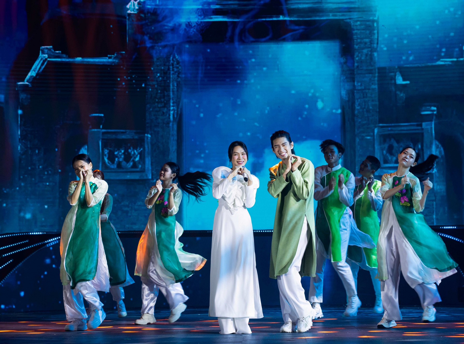 VPBank & Hoa xuân ca: Dấu ấn thịnh vượng chạm đến hàng triệu trái tim