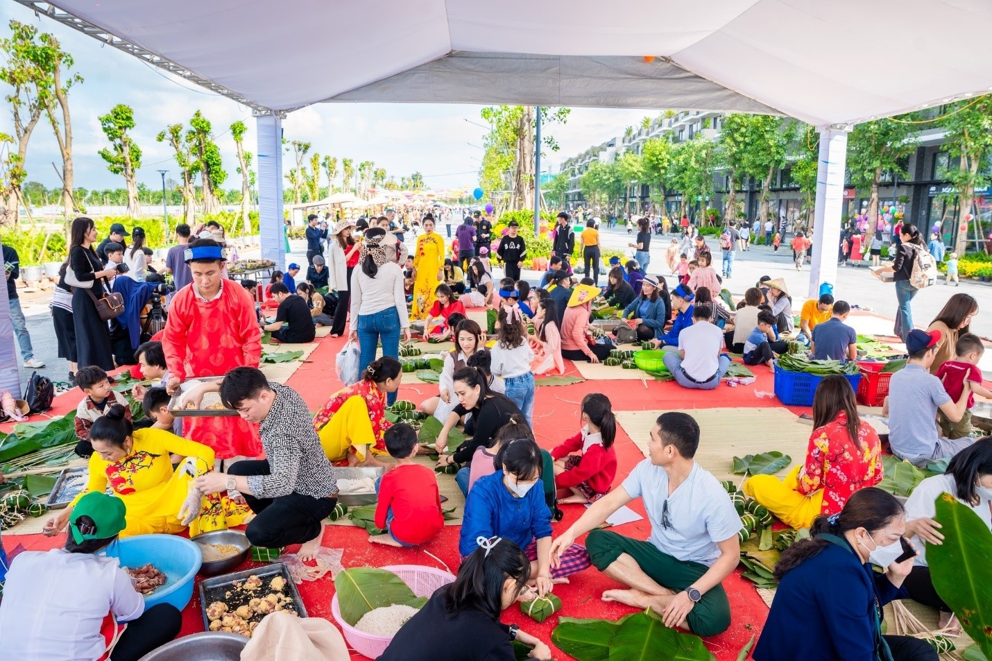 Theo chân “ông trùm review” Nhà To thăm nơi ở của người giàu Nghệ An - Eco Central Park