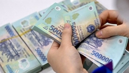 Hướng dẫn người lao động tính lương được nhận khi đi làm ngày 30/4 và 1/5