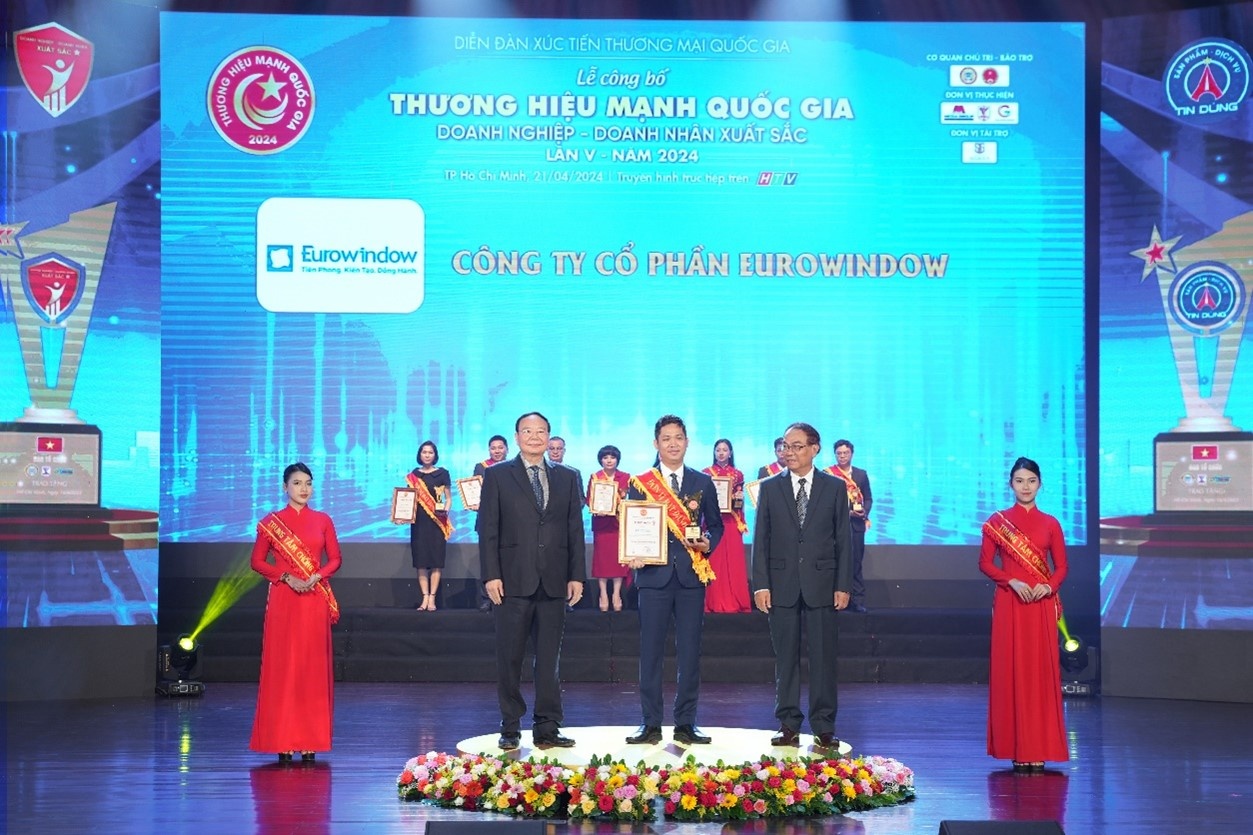 Eurowindow - Tự hào Top 10 Thương hiệu mạnh Quốc gia 2024