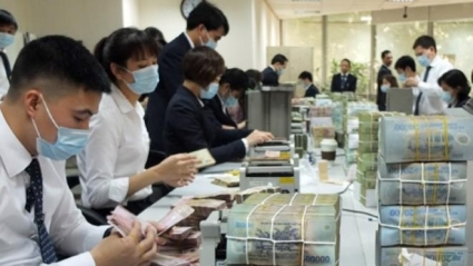 Người dân Việt Nam có tiền nhưng không dám tiêu, ngại đầu tư