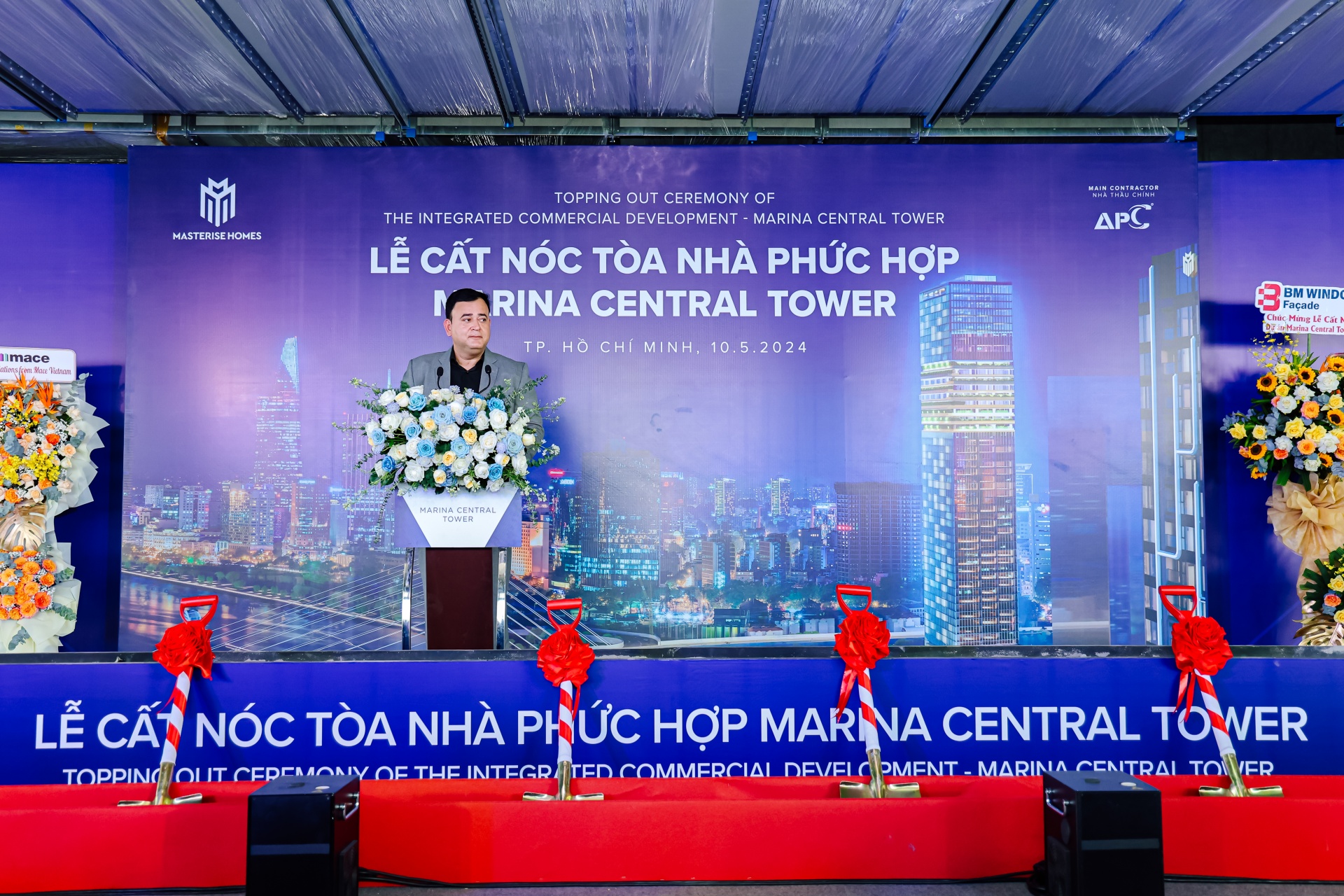 Masterise Homes cất nóc Marina Central Tower - toà tháp trong khu BĐS hàng hiệu