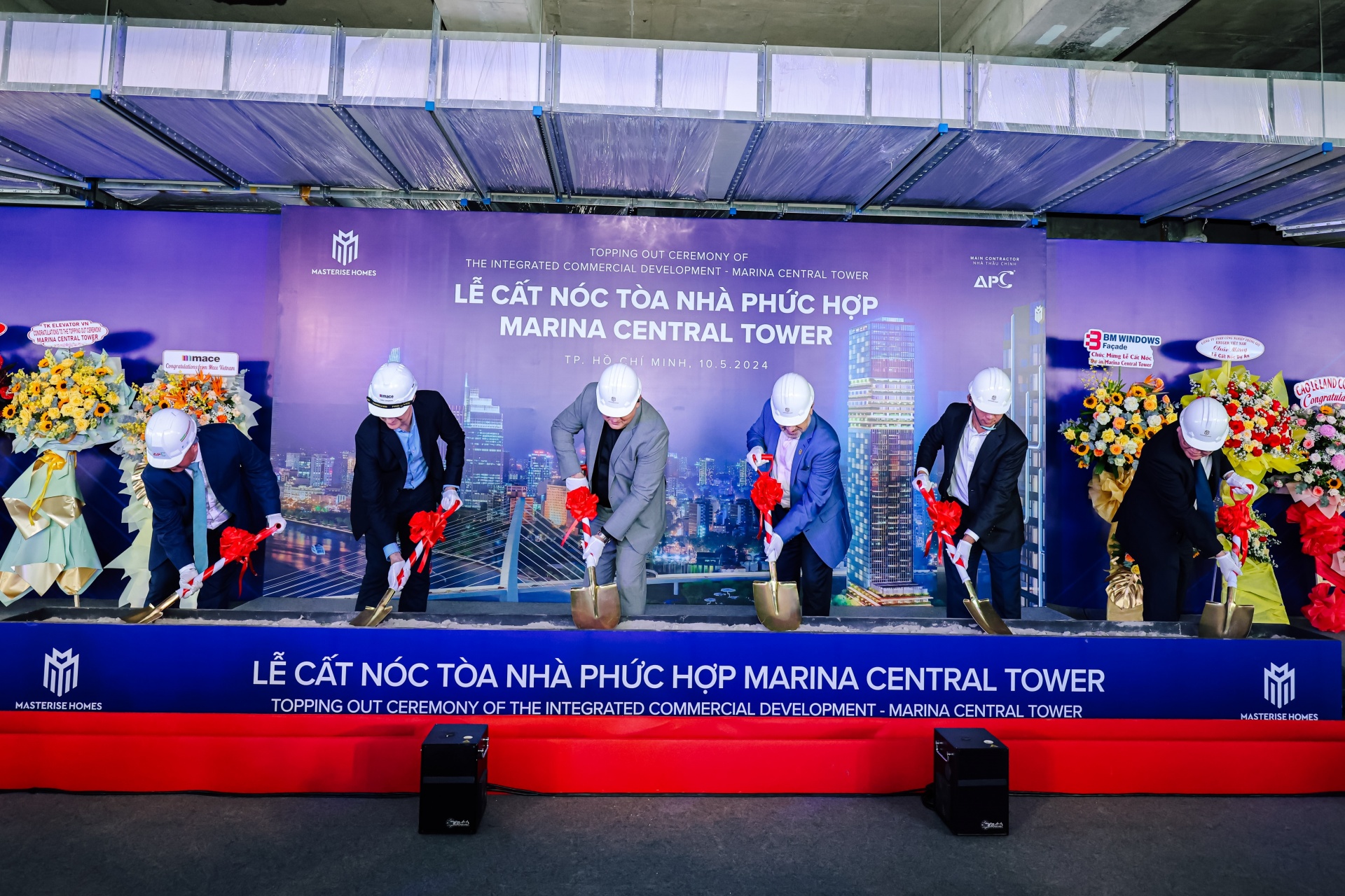 Masterise Homes cất nóc Marina Central Tower - toà tháp trong khu BĐS hàng hiệu