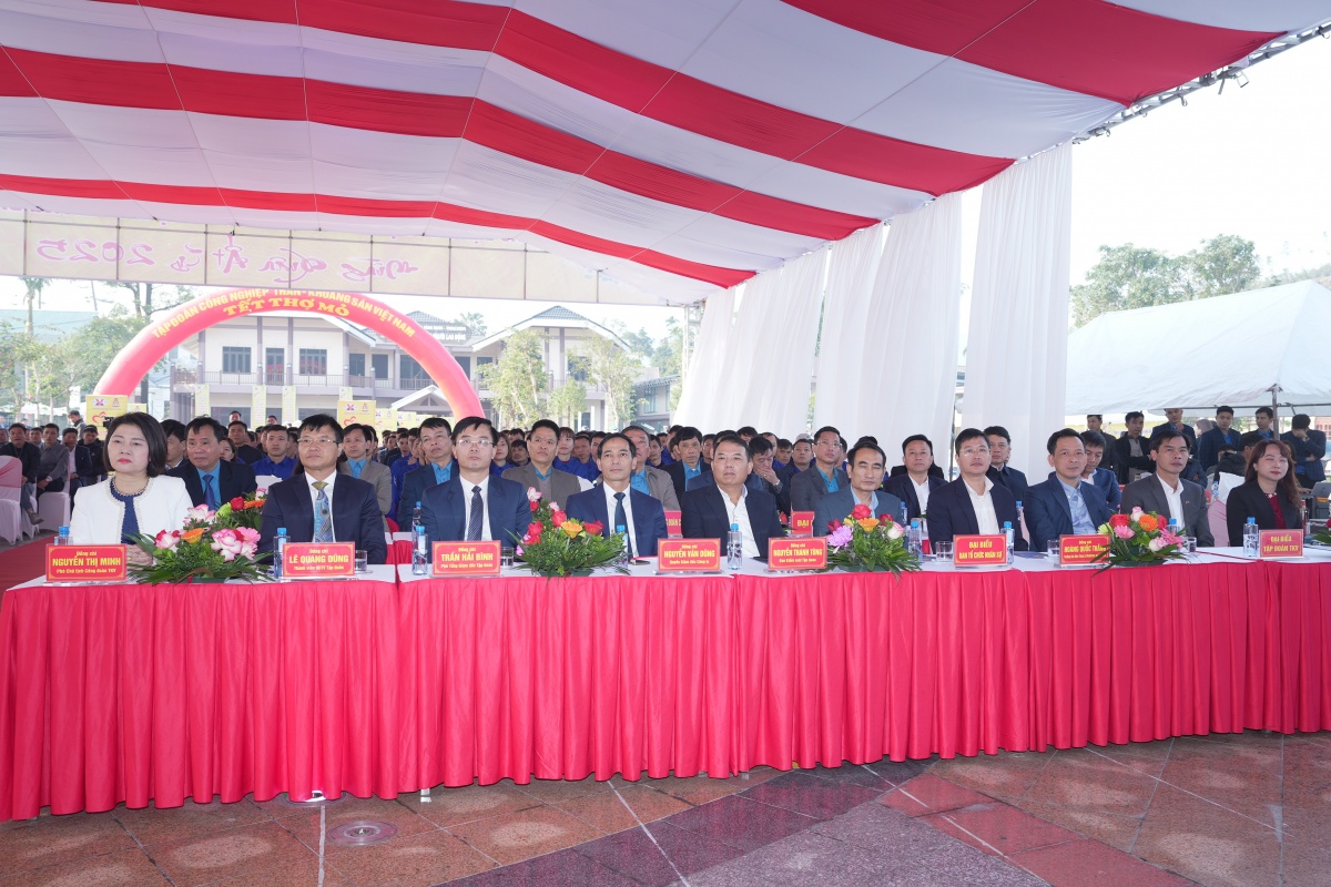 Tết Thợ Mỏ - mang mùa Xuân đến sớm!