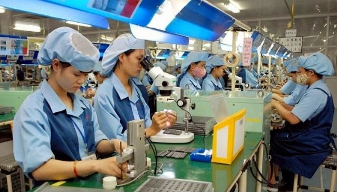 Nếu các điều kiện trên được đáp ứng, Luật Công đoàn 2024 có thể trở thành một “bệ đỡ thực chất” cho doanh nghiệp trong lúc khó khăn. Ảnh minh hoạ