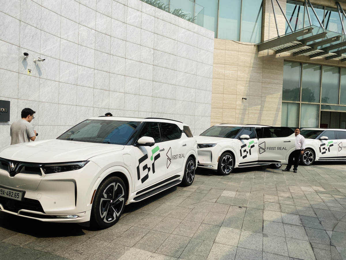 Thuê 1.000 ô tô điện kinh doanh du lịch xanh ở Đà Nẵng, FIR đang làm ăn ra sao?