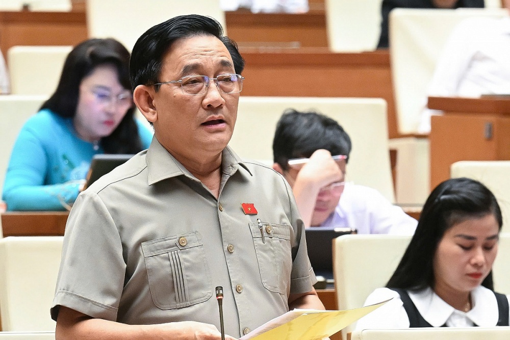 Đại biểu Trần Quốc Tuấn - Đoàn ĐBQH tỉnh Trà Vinh.