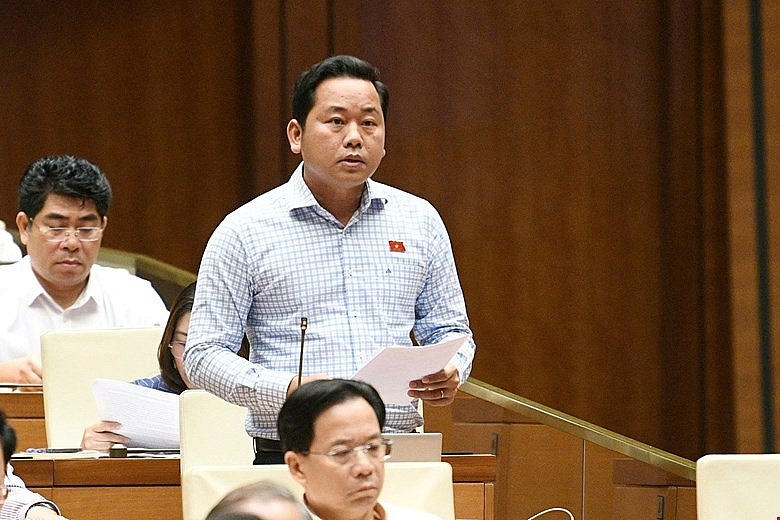 đại biểu Dương Tấn Quân (Đoàn Bà Rịa - Vũng Tàu).