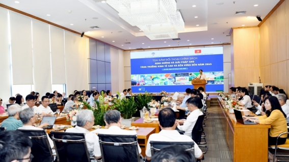 Tư duy chính sách mới cho tăng trưởng kinh tế bền vững đến năm 2045