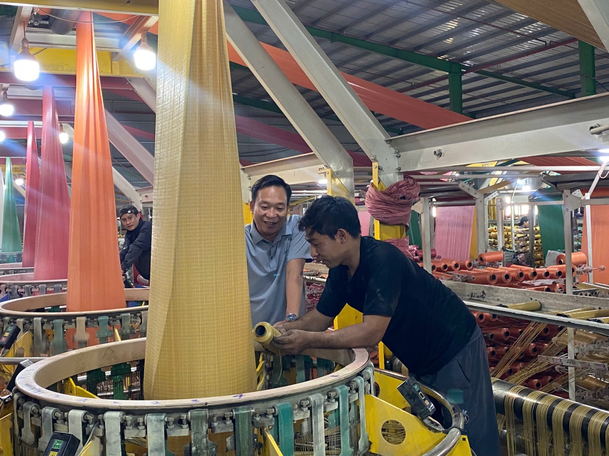 Từ đất khách trở về dựng nghiệp vùng biên