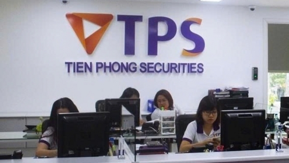 Lợi nhuận lao dốc, nhiều công ty chứng khoán “quay đầu” thua lỗ trong nửa đầu 2025