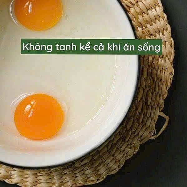 Hình ảnh bên trong quả trứng gà thảo dược Sadu. Ảnh: ĐVCC