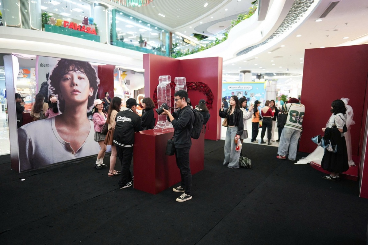 Fan đổ về Ocean City check in G-DRAGON 2025 WORLD TOUR [Übermensch] IN HANOI, háo hức chờ concert lịch sử