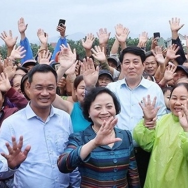 Phát huy truyền thống đại đoàn kết, xây dựng Việt Nam giàu mạnh, hạnh phúc