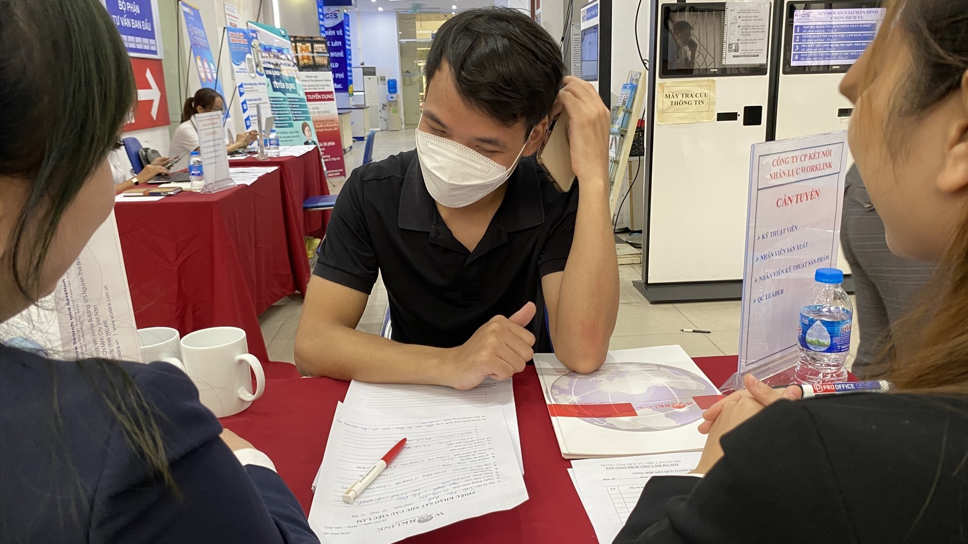 Lao động nước ngoài làm việc tại Hàn Quốc có thể kéo dài thời gian cư trú