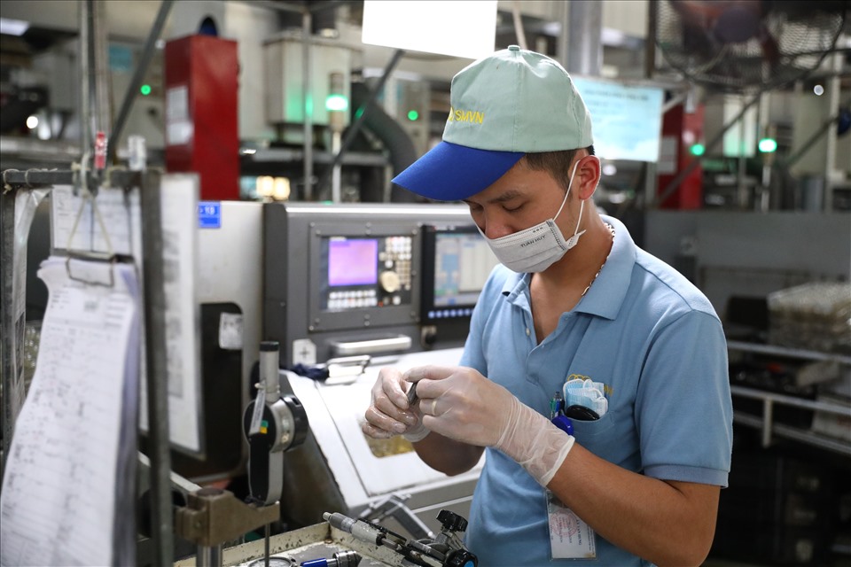 Xuất nhập khẩu vượt 700 tỉ USD. Ảnh: Cường Ngô