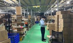 TP.HCM: Tạm giữ lô mỹ phẩm nhập lậu trị giá gần 6 tỷ đồng