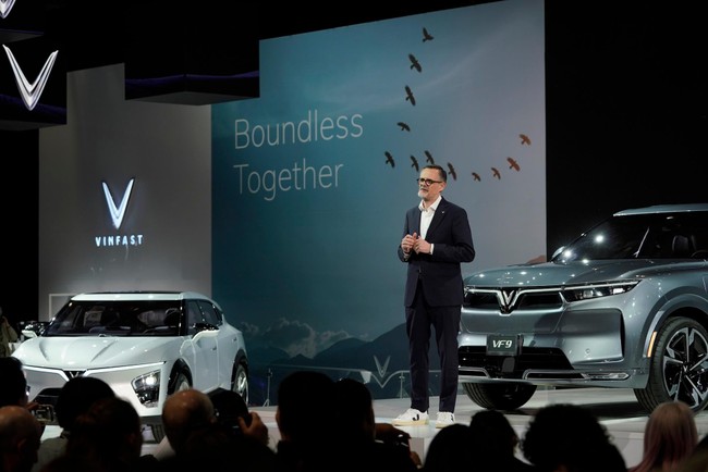 VinFast c&ocirc;ng bố gi&aacute; thu&ecirc; pin tại thị trường Mỹ v&agrave; k&iacute;ch hoạt giao dịch NFT  ảnh 1