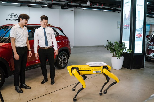 Hyundai Th&agrave;nh C&ocirc;ng sắp b&aacute;n cả robot th&ocirc;ng minh h&igrave;nh ch&oacute; ảnh 1