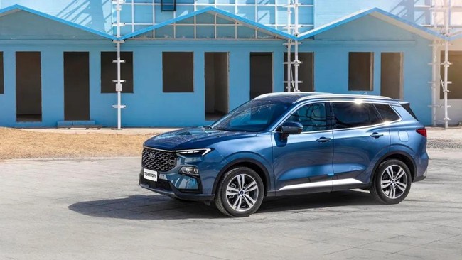 Ford Territory 2023 bị &ldquo;t&oacute;m gọn&rdquo; tr&ecirc;n đường, chuẩn bị ra mắt tại Việt Nam ảnh 3