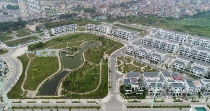 Khu đô thị sinh thái của Tasco xây dang dở, gây khó cho người dân Hà Nội