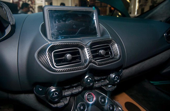 &ldquo;M&atilde;nh th&uacute;&rdquo; đường đua Aston Martin Vantage F1 Edition ch&iacute;nh h&atilde;ng về Việt Nam, gi&aacute; 18,799 tỷ đồng ảnh 6