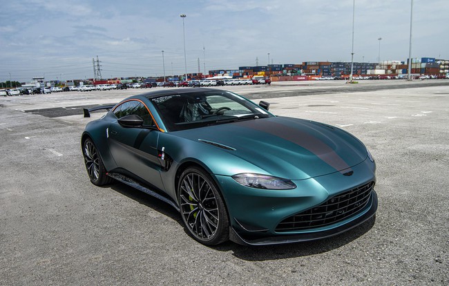 &ldquo;M&atilde;nh th&uacute;&rdquo; đường đua Aston Martin Vantage F1 Edition ch&iacute;nh h&atilde;ng về Việt Nam, gi&aacute; 18,799 tỷ đồng ảnh 1