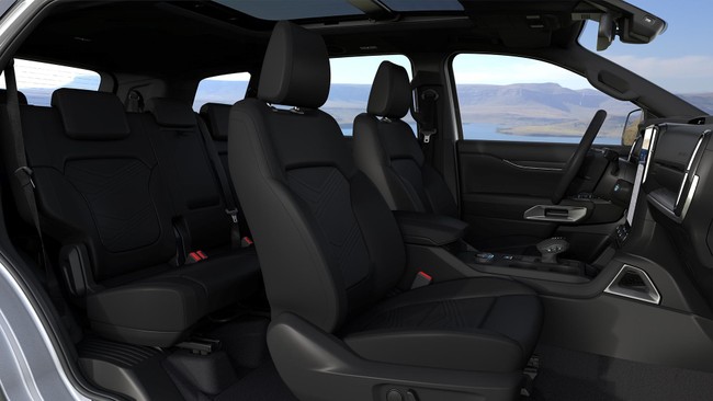 Ford Everest mới ch&iacute;nh thức ra mắt, gi&aacute; từ 1,1 tỷ đồng ảnh 4