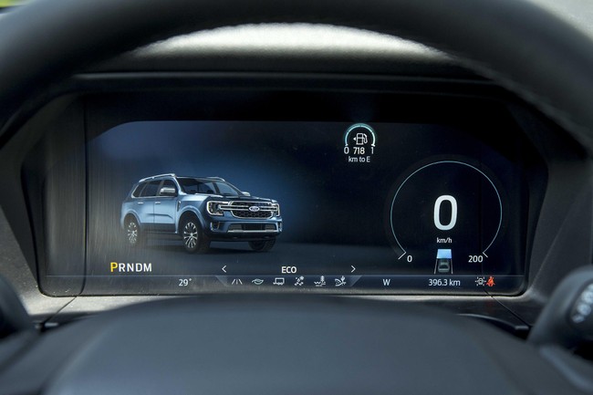 Ford Everest mới ch&iacute;nh thức ra mắt, gi&aacute; từ 1,1 tỷ đồng ảnh 7
