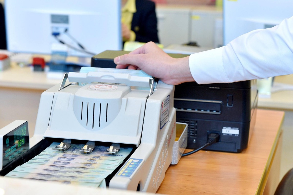 Đến 30/4/2022, dư nợ t&iacute;n dụng đối với lĩnh vực bất động sản đ&atilde; tăng tới 10,19%, trong khi tăng trưởng t&iacute;n dụng chung to&agrave;n hệ thống đến 25/4/2022 chỉ 6,75% (Ảnh minh họa)