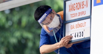Cấp bách giảm thuế BVMT với xăng dầu, &quot;liều thuốc&quot; mạnh hơn còn phía trước