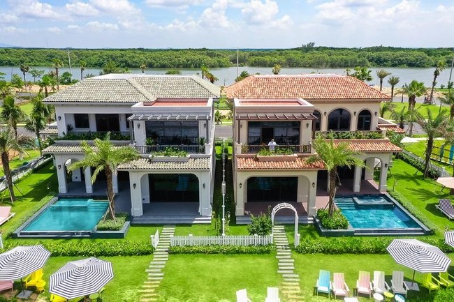 Nh&agrave; thiết kế Adrian Anh Tuấn tận hưởng trải nghiệm mới tại NovaWorld Ho Tram ảnh 3