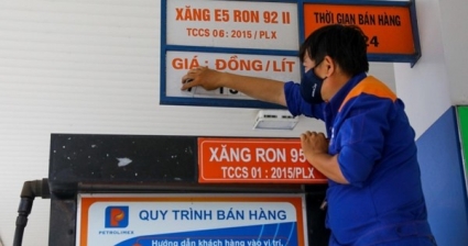 Giá xăng dầu đồng loạt giảm mạnh hơn 3.000 đồng/lít
