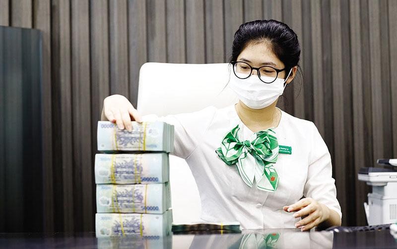 Hệ sinh th&aacute;i lợi nhuận ng&acirc;n h&agrave;ng c&oacute; phần rung rinh, khi một số lĩnh vực như tr&aacute;i phiếu, bất động sản, chứng kho&aacute;n kh&ocirc;ng c&ograve;n hậu thuẫn như trước (Ảnh minh họa)