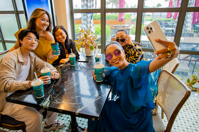 Đoan Trang sum vầy c&ugrave;ng gia đ&igrave;nh tại NovaWorld Ho Tram ảnh 1