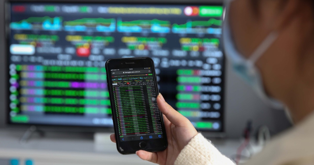 VEIL trở lại b&aacute;n r&ograve;ng cổ phiếu trong tuần 30/6 &ndash; 7/7 sau khi đưa tiền mặt xuống thấp kỷ lục trước đ&oacute; (Ảnh minh hoạ)