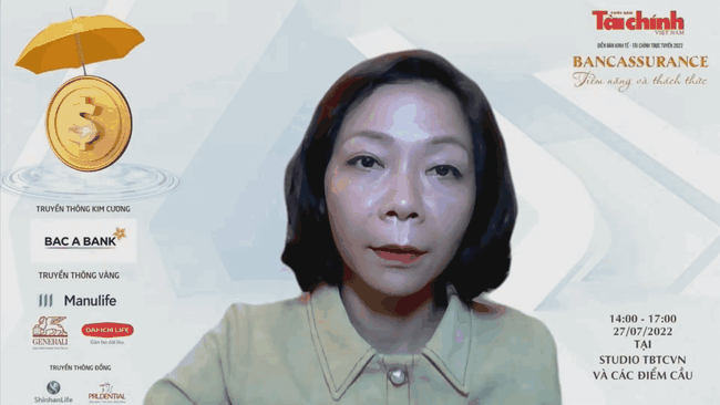 &amp;amp;quot;Khi ng&acirc;n h&agrave;ng triển khai ph&acirc;n phối c&aacute;c sản phẩm bảo hiểm, nh&acirc;n vi&ecirc;n sẽ đứng giữa một ng&atilde; ba đường&amp;amp;quot; ảnh 1