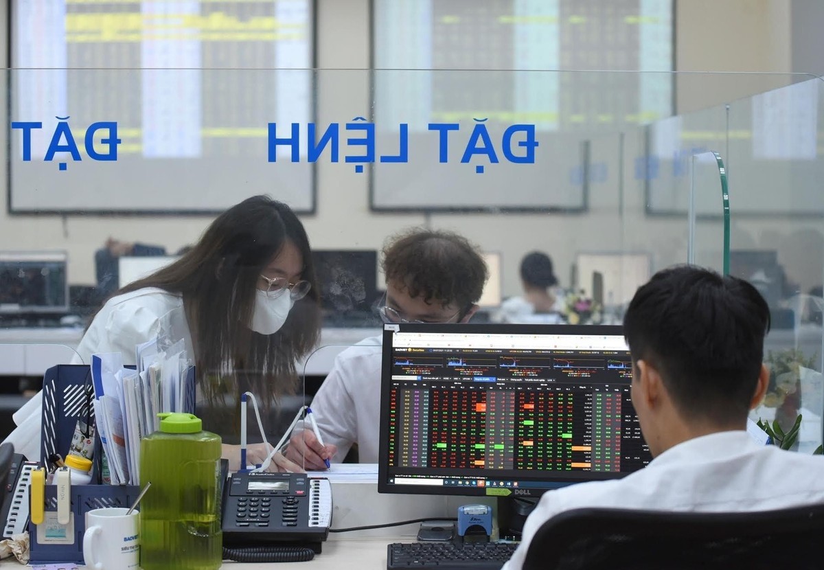 Tự doanh ưu &aacute;i mua v&agrave;o DXG