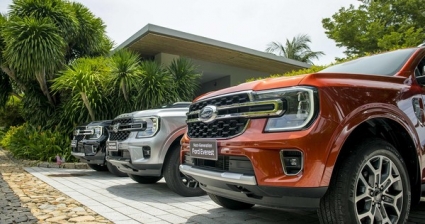 Loạt xe ô tô vừa ra mắt thị trường Việt Nam