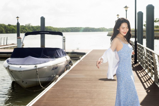 &ldquo;N&agrave;ng thơ Minh Trang&rdquo; bị thu h&uacute;t bởi NovaWorld Ho Tram ảnh 1