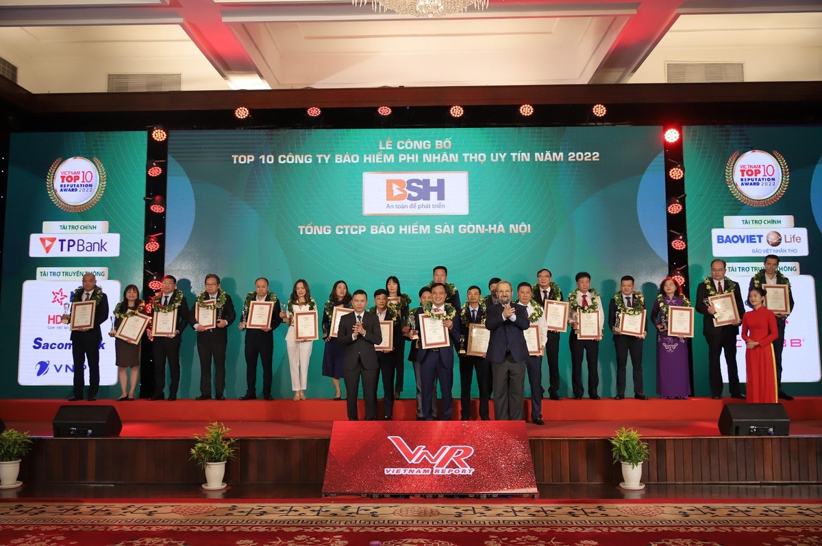 Bảo hiểm BSH g&oacute;p mặt trong Top 10 c&ocirc;ng ty bảo hiểm phi nh&acirc;n thọ uy t&iacute;n năm 2022