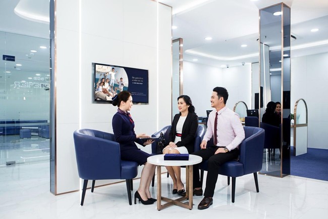 SCB thấu hiểu v&agrave; đồng h&agrave;nh c&ugrave;ng kh&aacute;ch h&agrave;ng trung ni&ecirc;n ảnh 1