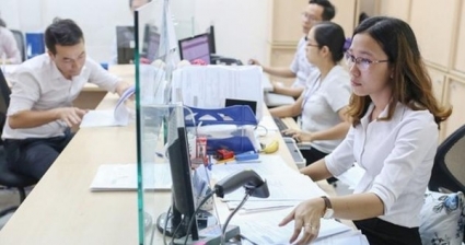 &quot;Làn sóng&quot; cán bộ, công chức, viên chức xin nghỉ việc: Dấu hiệu đáng