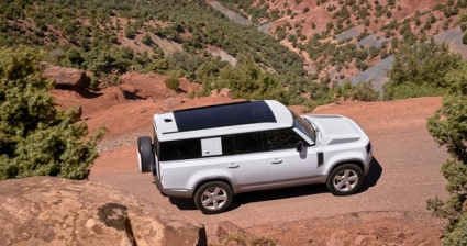 Land Rover Defender 130 sắp về Việt Nam, giá dự kiến hơn 7,6 tỷ đồng