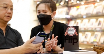 Hai điện thoại màn hình gập chiến lược của Samsung mở bán tại Việt Nam