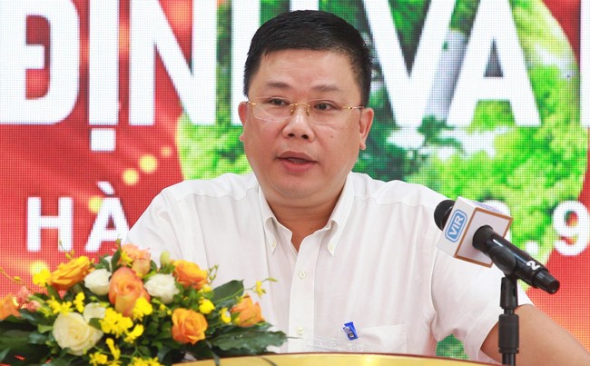 Doanh nghiệp kh&ocirc;ng thể m&atilde;i &amp;amp;quot;thắt lưng buộc bụng&amp;amp;quot; với gi&aacute; xăng dầu ảnh 1