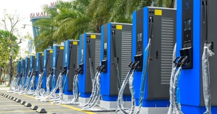 Cuộc đua ra mắt ô tô điện và những trở ngại của hạ tầng trạm sạc