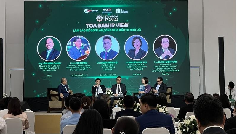 C&aacute;c diễn giả tham dự tọa đ&agrave;m