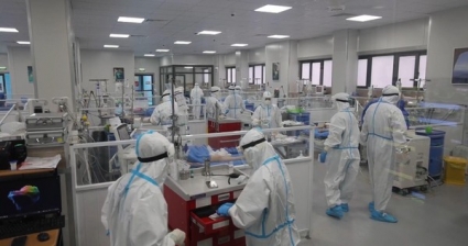 Vì sao có &quot;làn sóng&quot; nhân viên y tế nghỉ việc?